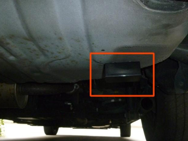 双滦车辆GPS定位器检测与拆除